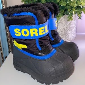Toddler size 7 Sorel Boots